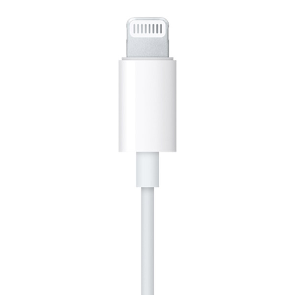 apple earpods with lightning connector target